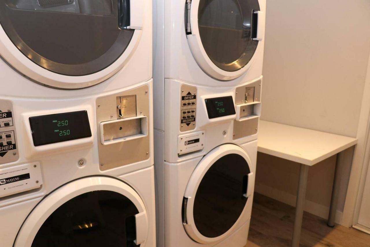 Stylish Studio In Brookline-5Min Train To Boston.. #2 Exterior foto