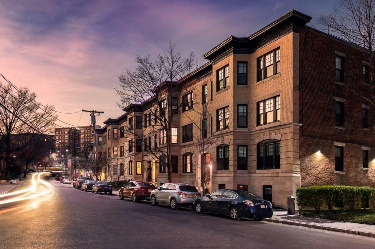 Stylish Studio In Brookline-5Min Train To Boston.. #2 Exterior foto